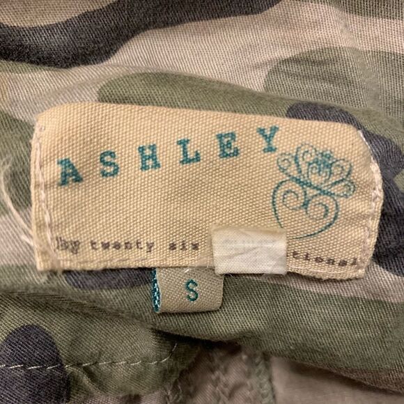 Ashley by 26 International camo utility jacket - Picture 4 of 4